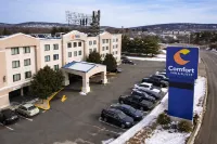 Comfort Inn & Suites - Parking