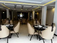 Royal Elite Hotel Kalam - breakfast