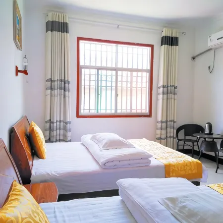 Yueyang County Tongle Chinese Inn