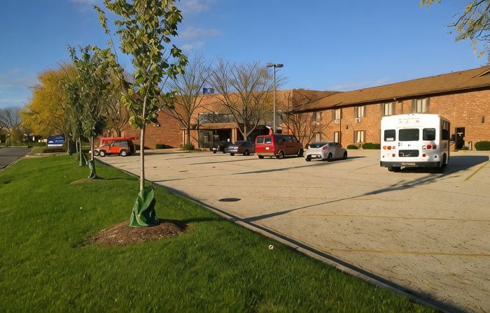 Clarion Pointe Bloomington-Normal Near I-55 and University