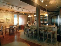 River Street Inn - bar