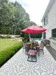 Spacious 5Bdrm Home- Saltwater Pool, WiFi, AC, Private Beach Parking Pass