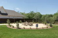 Auburn Getaway Home- Close to Campus!  Sleeps 8, Family-Friendly. - 4-Star
