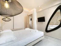 Port Oasis Hotels near شاطئ ماربل