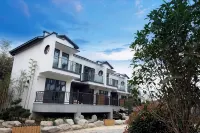 Yixing Lingquan Valley Holiday Hotel - Rooftop Pools