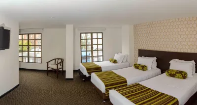 Hotel Castellana 95 Bogota by Hoteles Confort 80 テアトロ・ラ・コメディア周辺のホテル