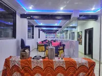 Hotel Vanamali - Mountain view