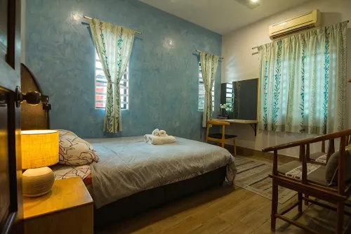 Voon Cottages@Pinjistation | Private Pool | 10pax - Villas