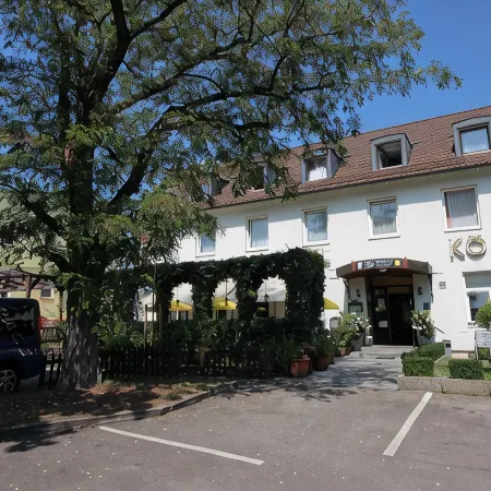 Hotel Pension Köberl Отели рядом с достопримечательностью «Железнодорожный вокзал Мюнхен-Фрайхам»