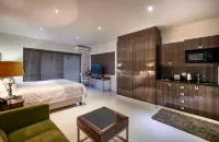 Dynasty Forest Sandown Self Catering Hotel - 4-Sterne