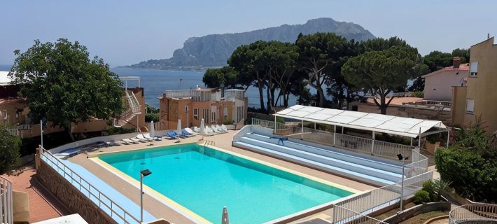 Love Mondello Hotels in Mondello