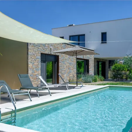 Villa Zen: Spacious Istrian Villa with Private Pool – Perfect for Families, Steps from the Sea