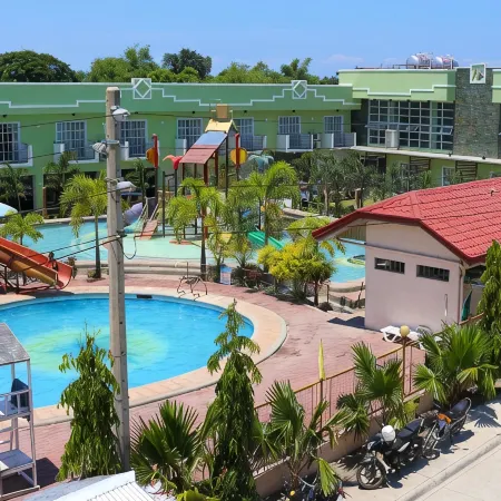 Marand Family Resort