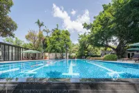 Lakeside Hotel - 5-Star