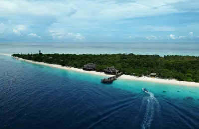 Mataking Reef Resort Hotels in 