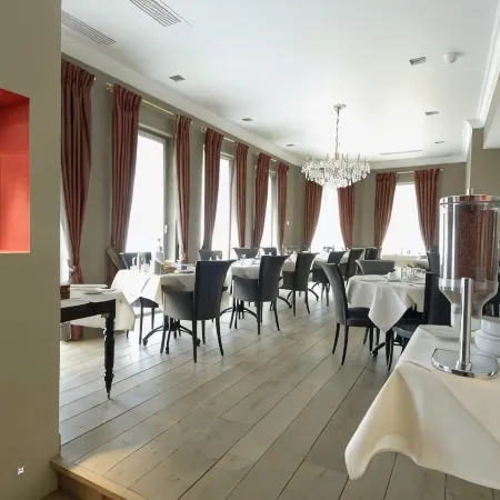 9Hotel Sablon