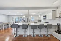 Waterfront Home on the Chesapeake Bay with Pier only 30 min from naval academy - Homestays