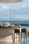 The Bannister Hotel & Yacht Club のホテル