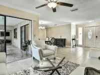 Sarasota 3Br | Pet-Friendly, Fenced Yard Hotels in Whitfield