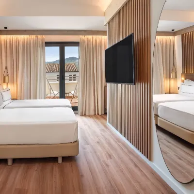Melia Granada Hôtels à proximité de : Alcaicería