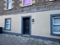 New Cosy Ground Floor Flat Hotels in 