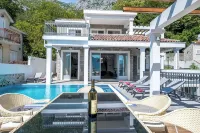 4-bedroom villa in wonderful Strp, Kotor with WiFi, fitness room - Villas
