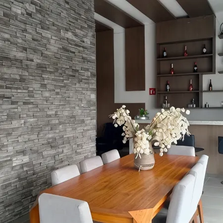 Luxury Penthouse situated on a distinguishable area in Altozano.