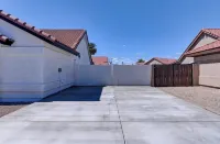 The Oasis Arizona Basketball Court, pool, mini-put, Arcades! - Jacuzzi