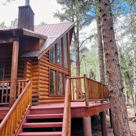 Cozy Panguitch Lake Cabin • Hot Tub • Nestled in the Pines