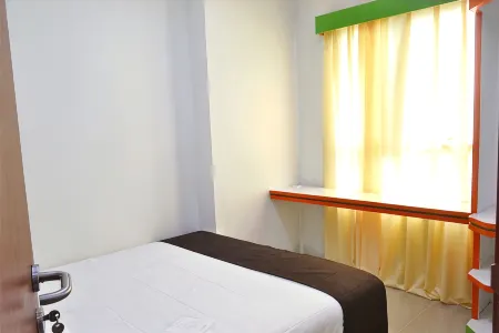 Titanium Express HomTel