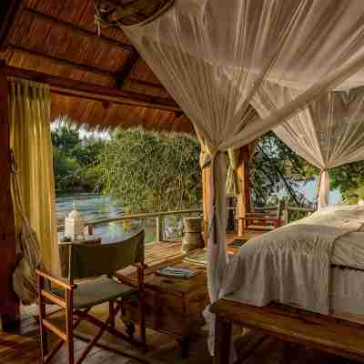 Sindabezi Island Camp Rooms