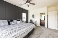 Flagstaff Adventure Getaway! Trail Access, Central A/C, New Home Built in 2023! - บังกะโล