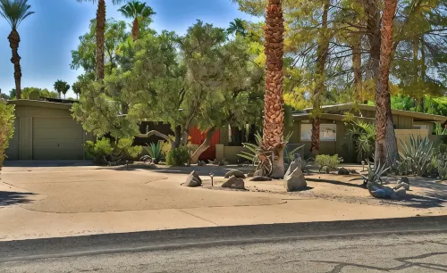 Immaculate Zerbe designed Mid-Century Villa