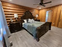 Charming, modern log cabin, steps to the lake. Bright & spacious. Ideal escape! Hotels in Manson