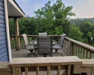 Waterfront Home Located near Ark, Reds and Bengals. Newly Renovated.