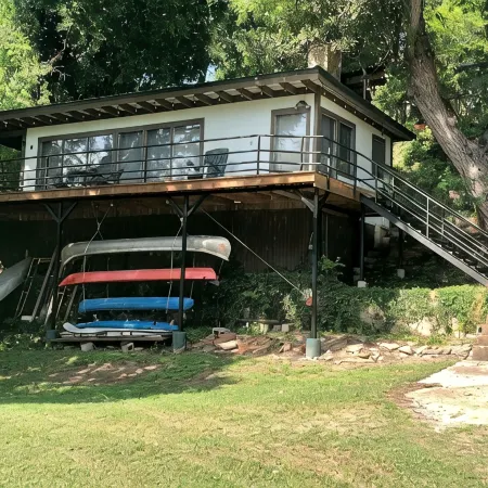 Treehouse on Guadalupe River           Riverfront Cabin