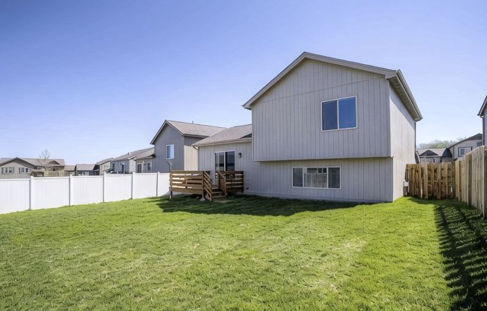 Happily Home - West Omaha Slps 10