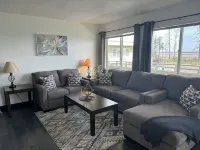 2 bedroom apartment overlooking the the mouth of the Kenai River. Downtown Kenai Hotels in Kenai