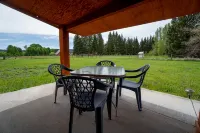 The Cascade Mountain-View Retreat - 4-Star