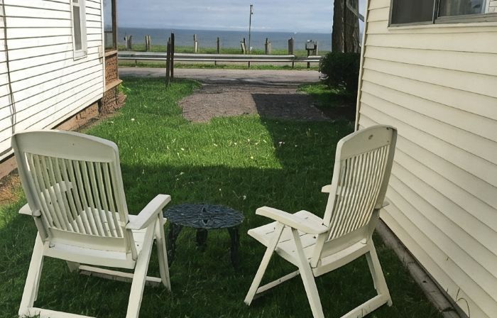 Lake Ontario 2 bedroom/2 bath - between Rochester and Niagara Falls