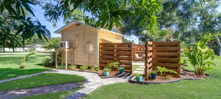 Private Surf Shack Less Than 5 Minutes to Indian Rocks BeachBikes Included! Hotels in Pinellas County