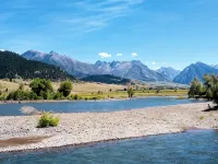 Romantic Retreat for Two: Make A Montana Memory! Hotels in Pray