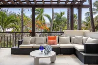 Renovated 2-bedroom condo with WiFi, AC inside Bahía Beach Resort - Wi-Fi