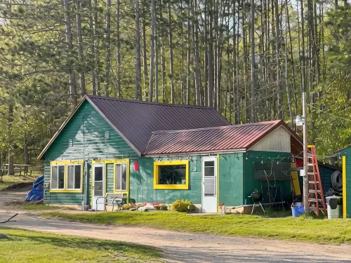 Newly Remodeled! Lakeside Cabin at Green Valley Resort