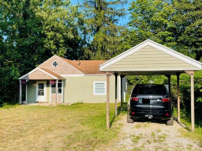 15 Min Walk to Notre Dame! Charming Cottage