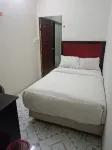 HOTEL GOLDEN BIRD