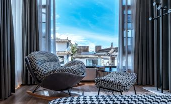 Yunbo Light Luxury Homestay (Dali Ancient City South Gate Branch)