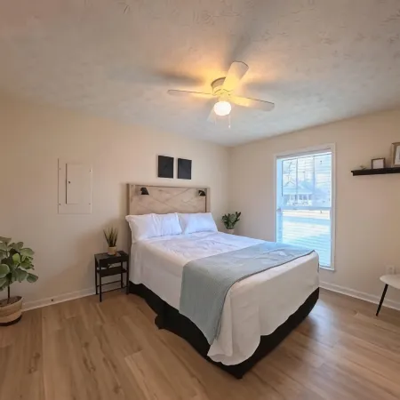 Beach Please - Home Away from Home Hotels in Colonial Beach