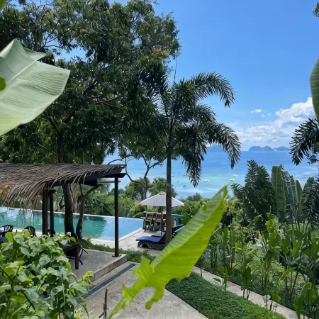 Lumbung Loft Villa w/ Balcony & Seaview in El Nido