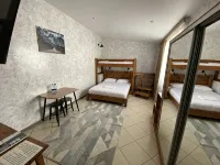 Chernozem'e Hotel - Hostels